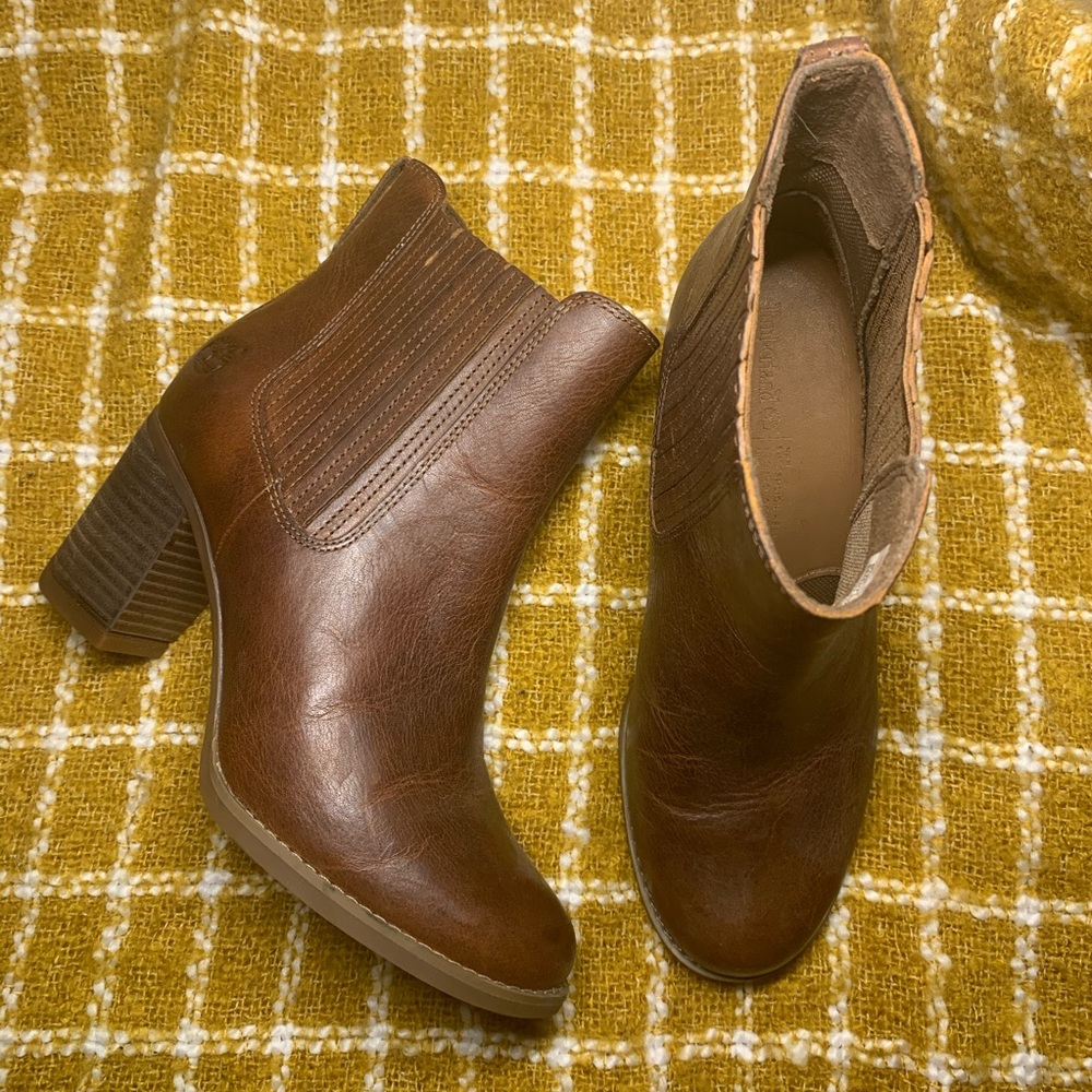 BRAND NEW Timberland Atlantic Heights Heel Boots 6